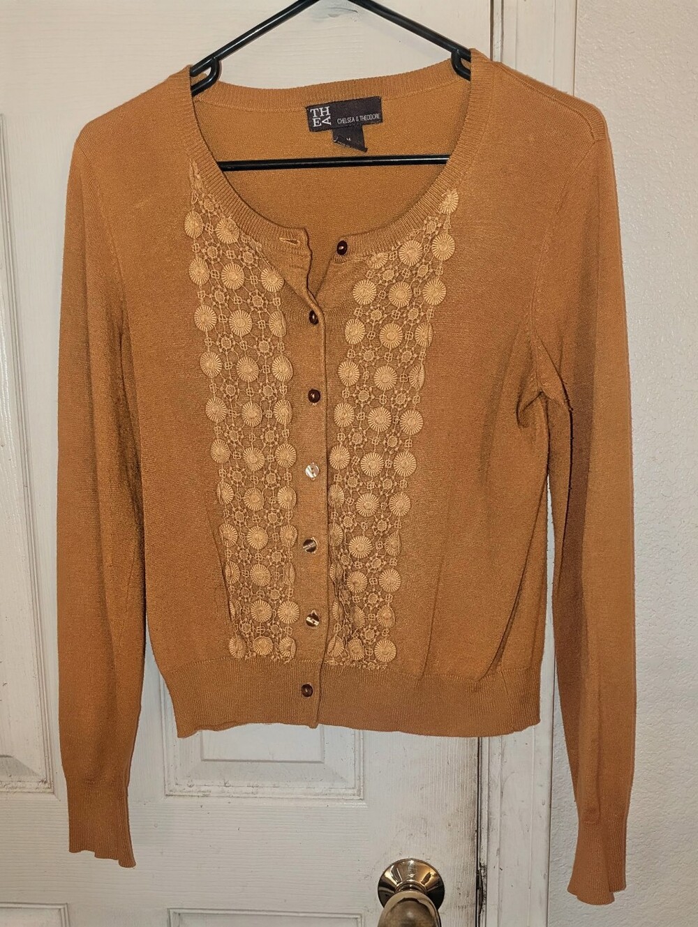 Chelsea & Theodore Olive Green Geo Print Textured Cardigan